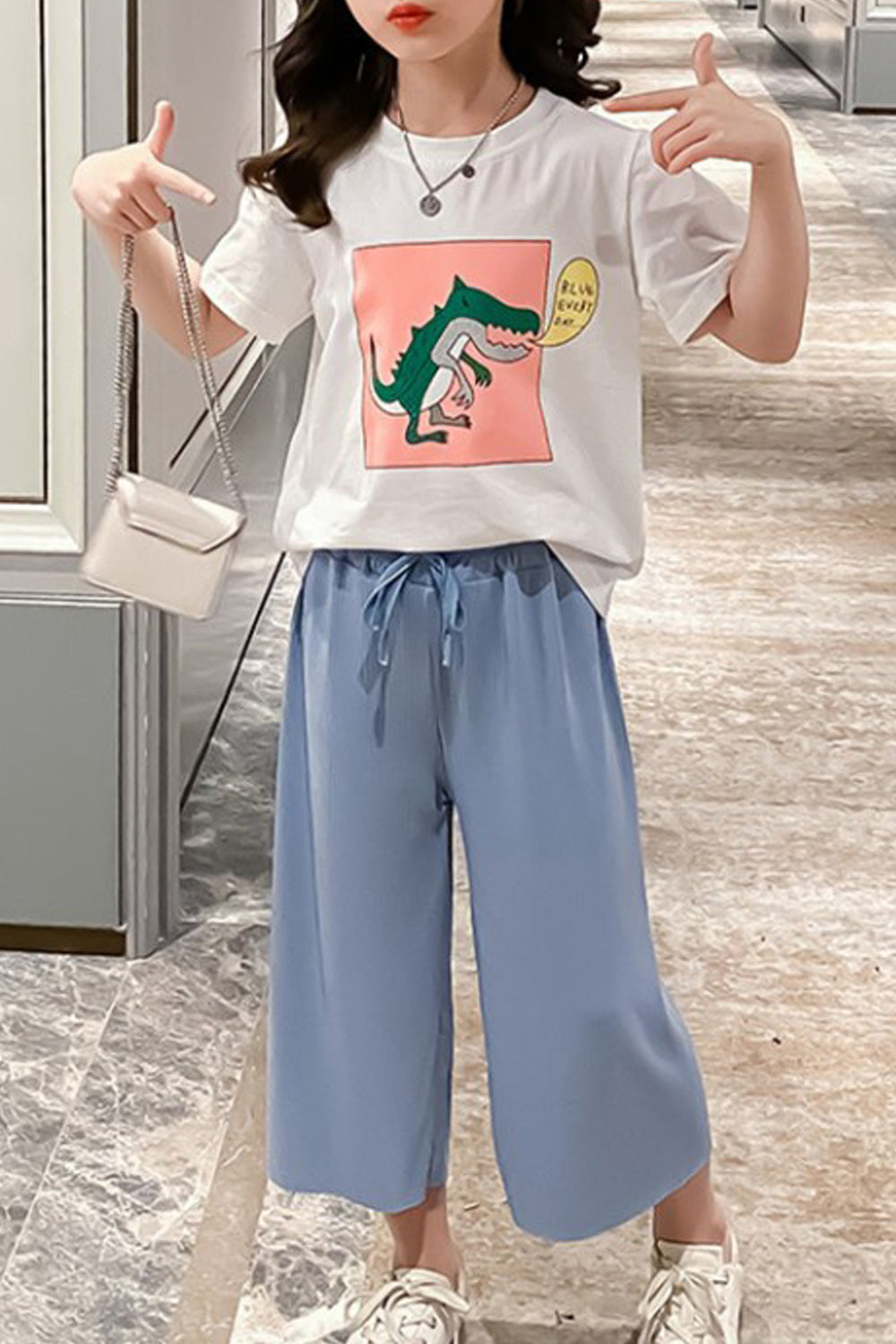 Kids Girls Printed Style Round Neck Elastic Bottom Tremendous Outfit Set