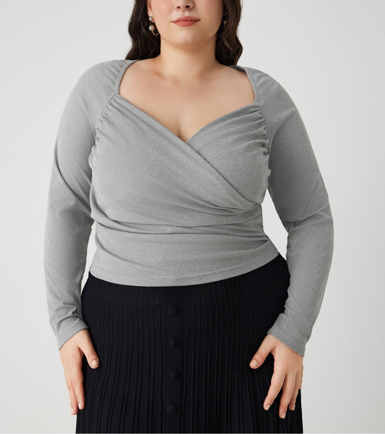 Plus Size Women’s Elegant Intellectual Style T-Shirt – Autumn & Winter High-End Fashion Temperament Top