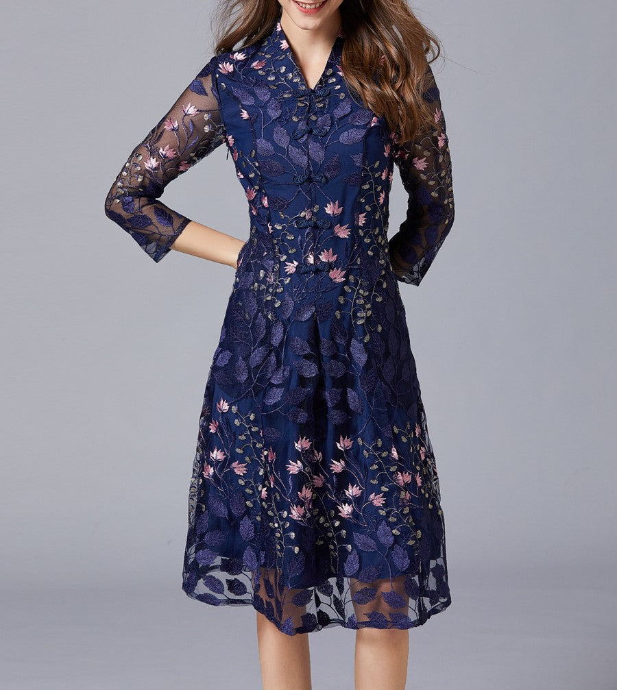 Embroidered Plus Size A-Line Cheongsam Dress – V-Neck, Youthful & Versatile, New Spring & Autumn Style