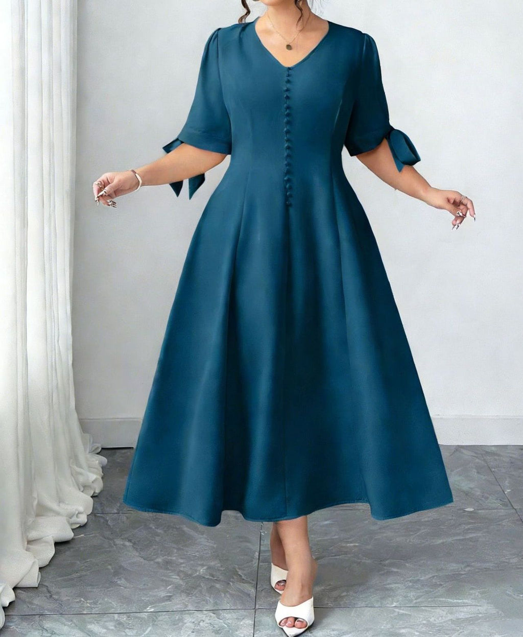 Women's Plus Size Solid Color V-Neck Elegant Maxi Dress