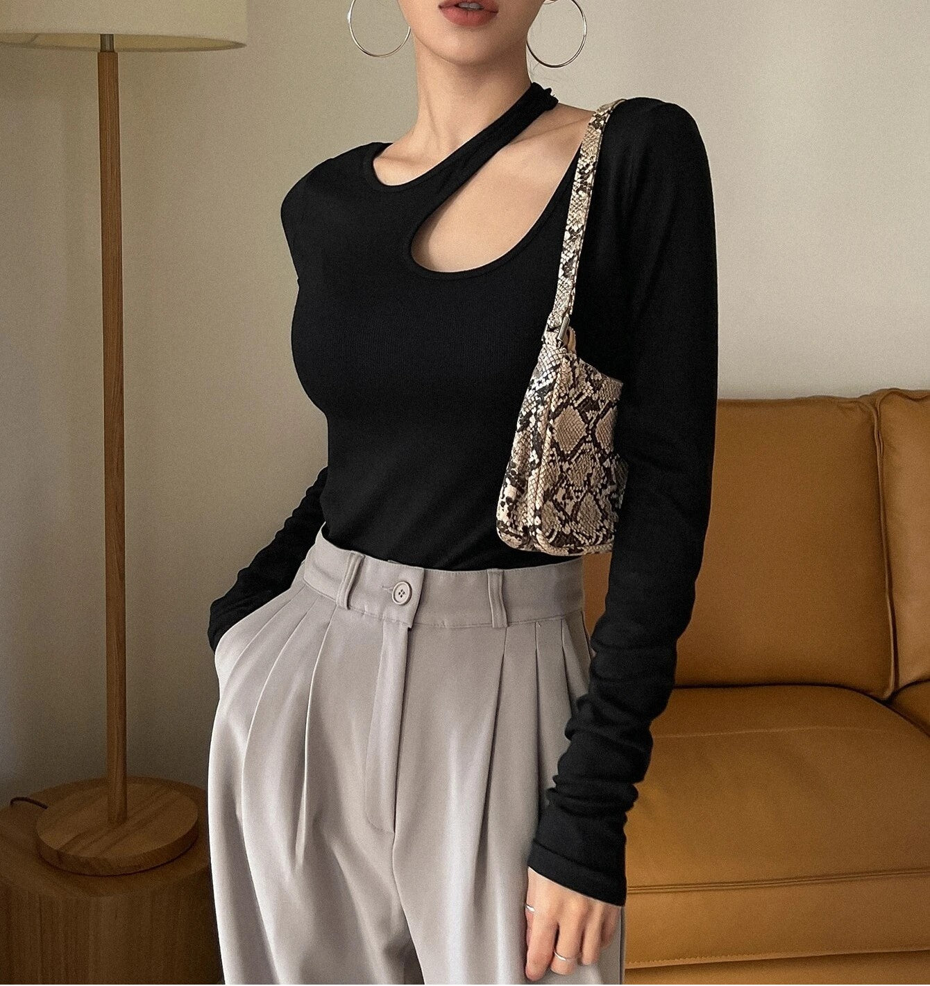 Autumn & Winter Slim Casual Bottoming Shirt – Irregular Hem Korean Long-Sleeve Knitted Top