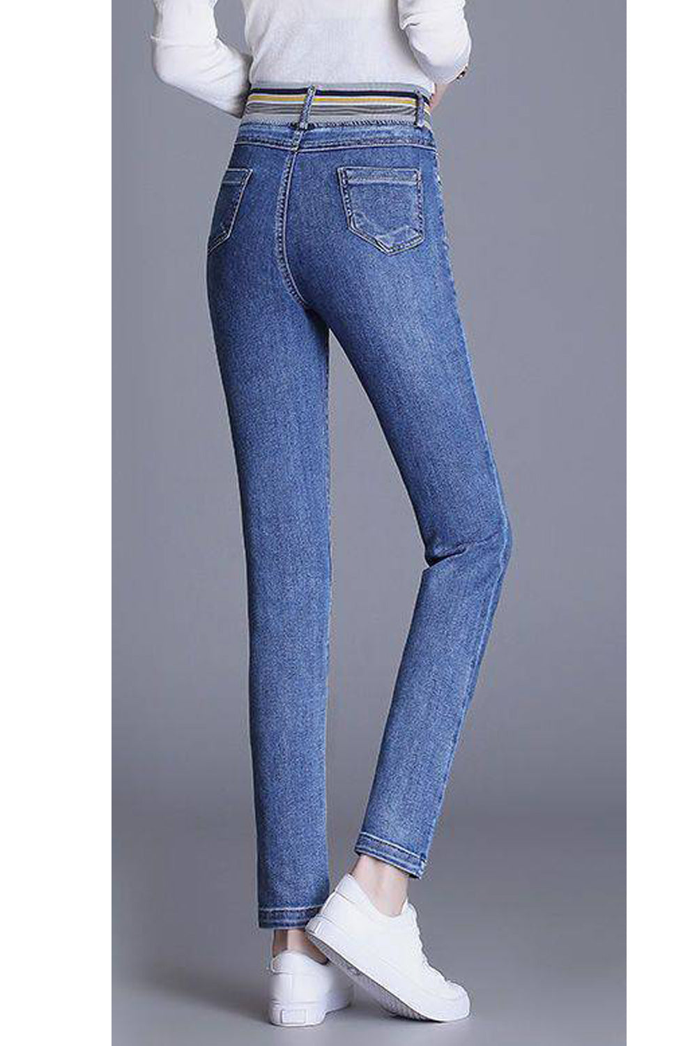 Women Beautiful Embroidered Elasticated High-Waist Summer Relaxed Fit Weekend Denim Jeans