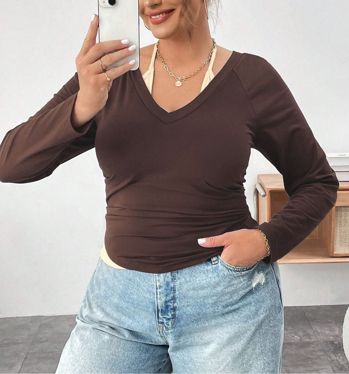 Autumn & Winter Women’s Halter Neck Slim Knit Sweater – Fake Two-Piece Design, V-Neck Long Sleeve, Short Fit
