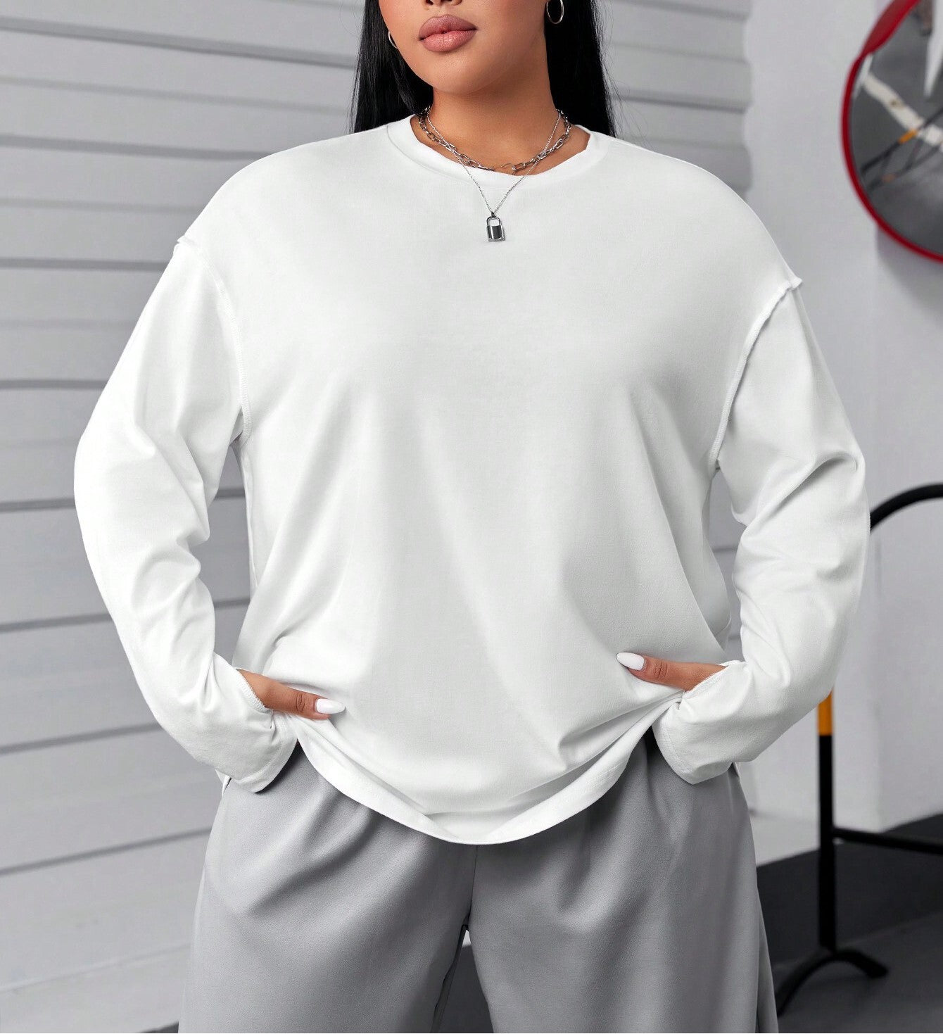 Plus Size Women's Crew Neck Sweatshirt – Simple Style Autumn & Winter Loose Fit, Slimming Comfortable Long Sleeve Pullover Top