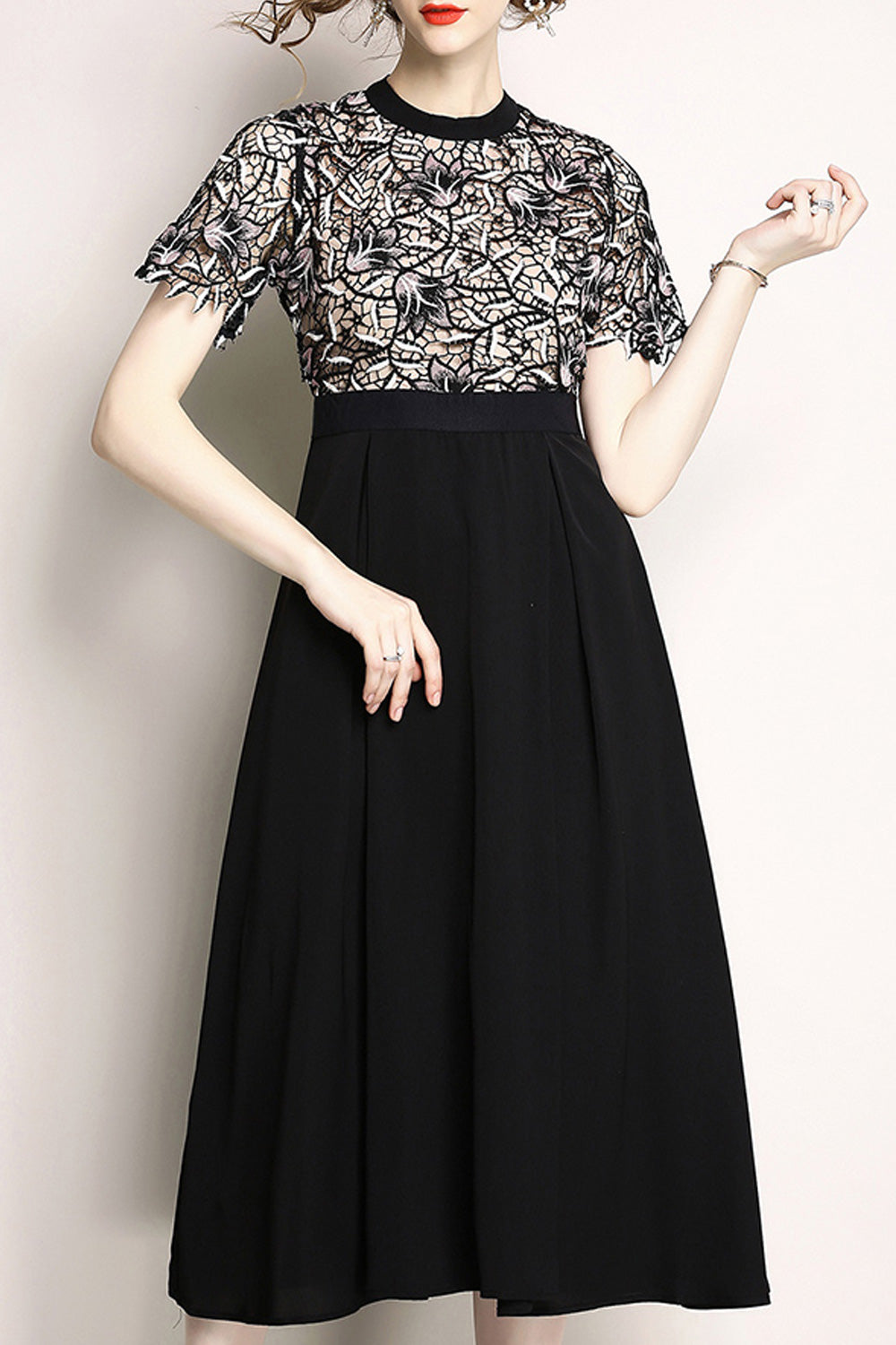 Women Short Sleeve Mid Length Solid Color Skirt Round Neck Convenient Lace Embroidery Dress