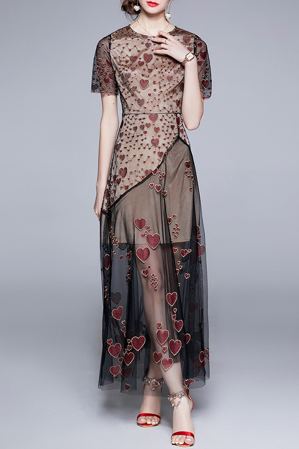 Women Round Neck Thin Mesh Skirt Heart Embroidery Beautiful Short Sleeve Dress