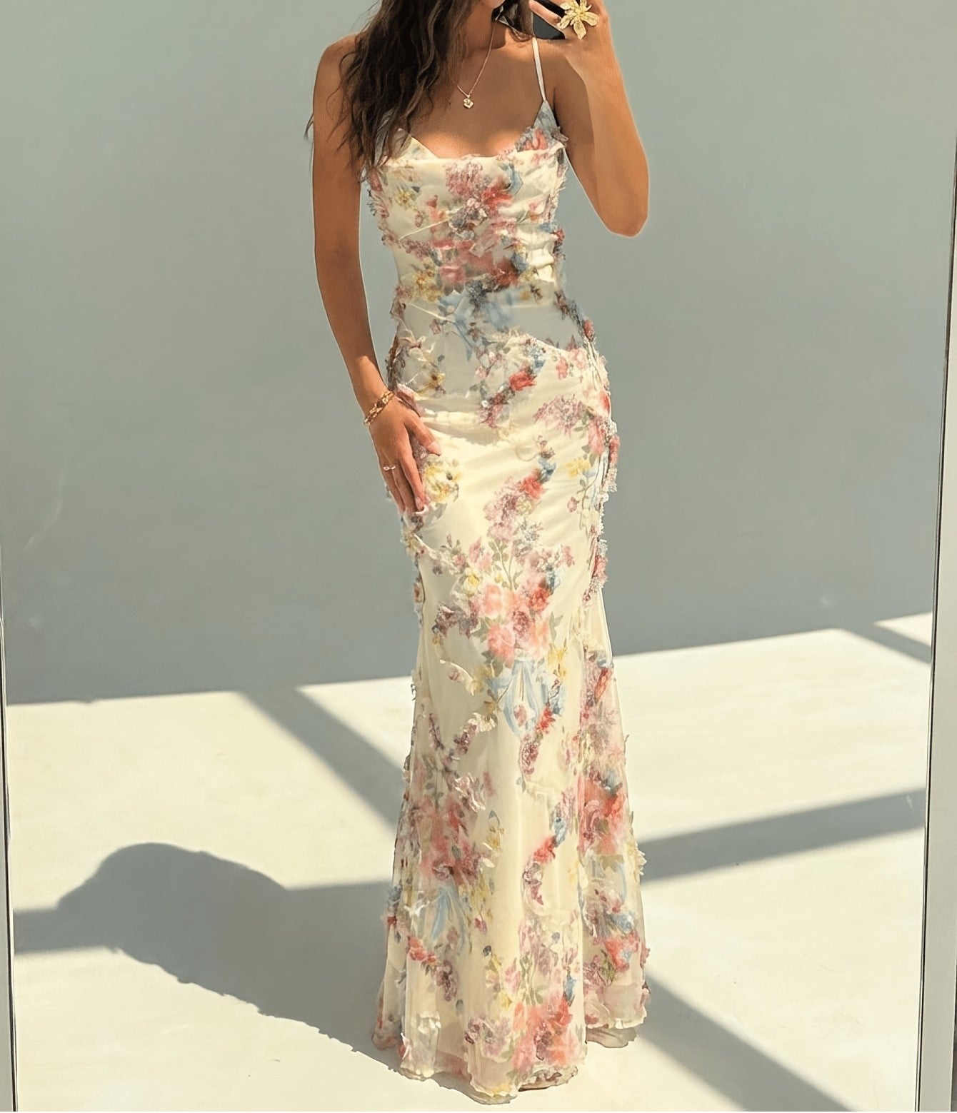 Women's Summer Romantic Pleated Slim Fit Fishtail Long Dress – Elegant Suspender Maxi Dress with Flattering Silhouette