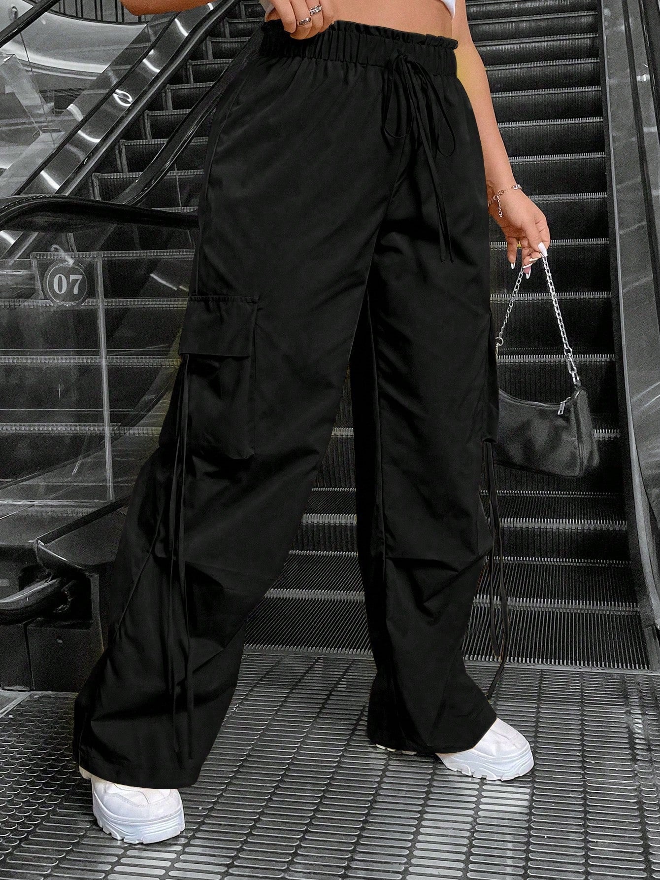 Plus Size Women's Street Style Cargo Pants – Spring/Summer New Fashion Elastic Waist Functional Trousers