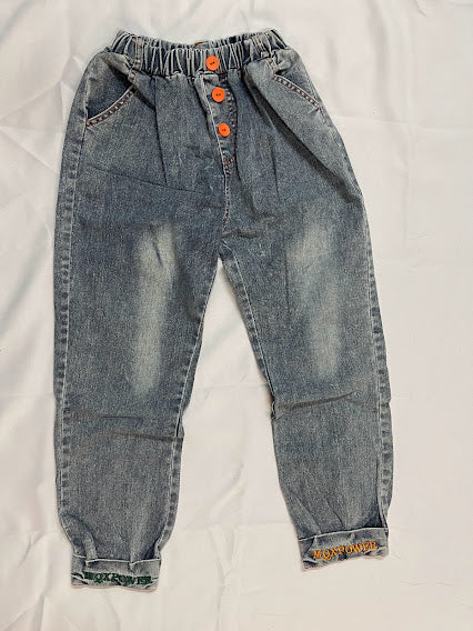 Kids Girls Modern Solid Pattern Elastic Waist Fancy Buttons Styled Jeans
