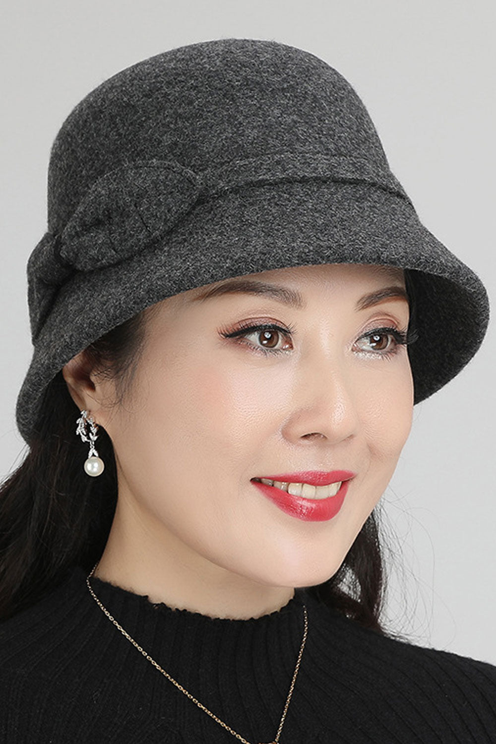 Women Warm Solid Colored Outdoor Windproof Elegant Beret Hat
