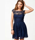 Women Halter Style Sleeveless Lace Decorated Dress