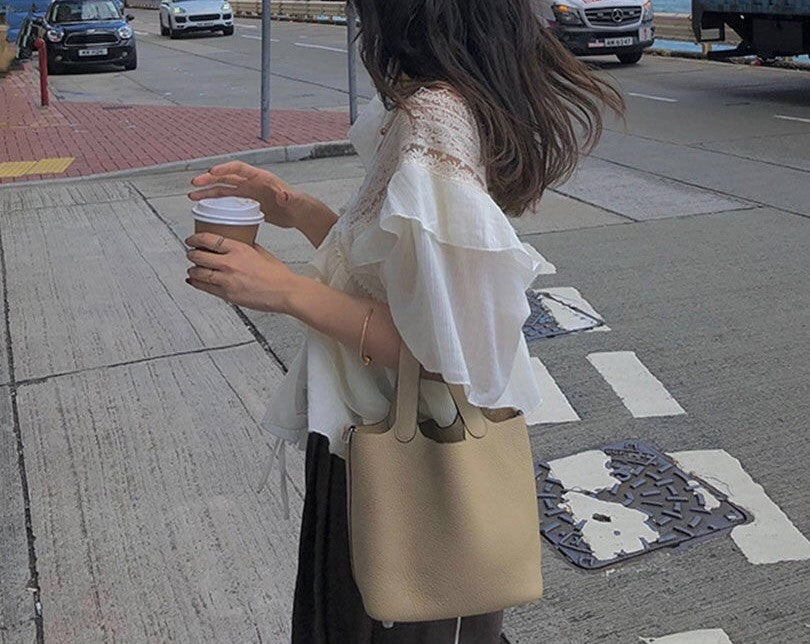 Women's Ruffled V-Neck Lace Chiffon Blouse – Elegant Loose Fit Short Sleeve Apricot Cream Top