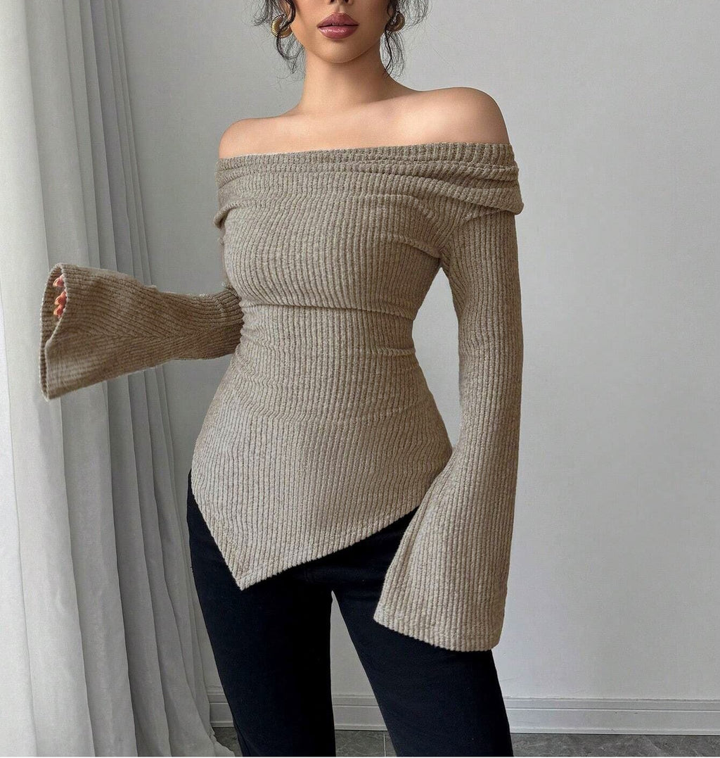 Women's Long-Sleeve Knit Top with Flared Sleeves, Scoop Neck, Slim Fit, Lightweight Autumn T-Shirt
