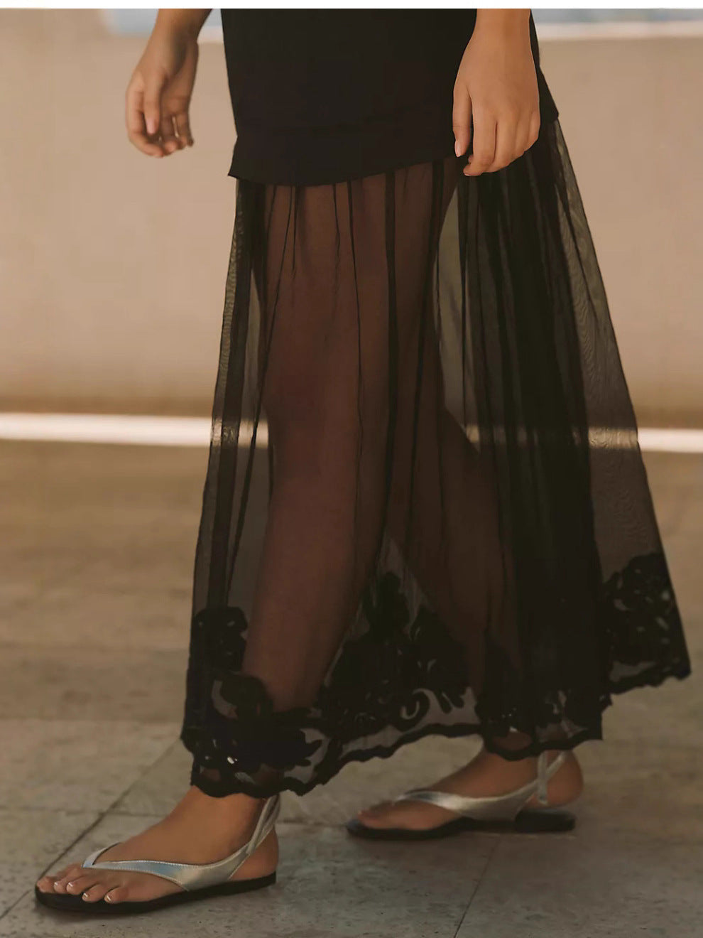 Women's Solid Color V-Neck Backless Sheer Detail Suspender Dress