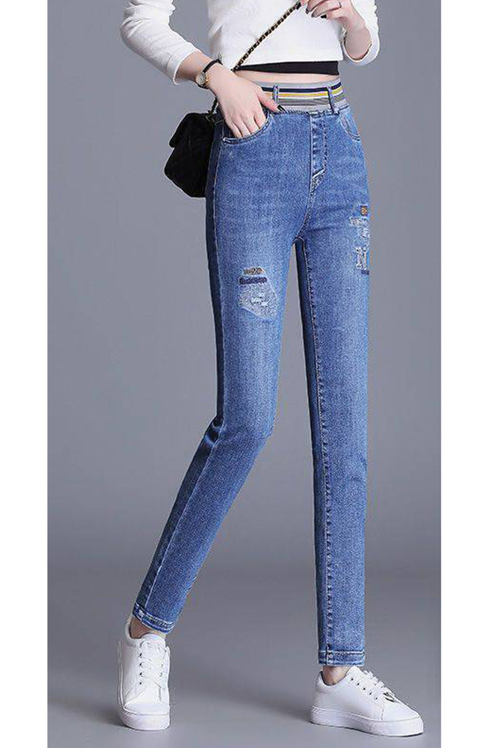Women Beautiful Embroidered Elasticated High-Waist Summer Relaxed Fit Weekend Denim Jeans