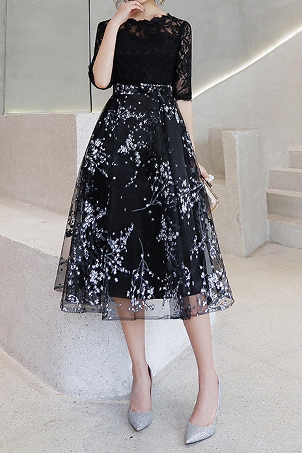 Women Half Sleeve Mid Length Thin Skirt Pretty Embroidery Style Evening Party Dress
