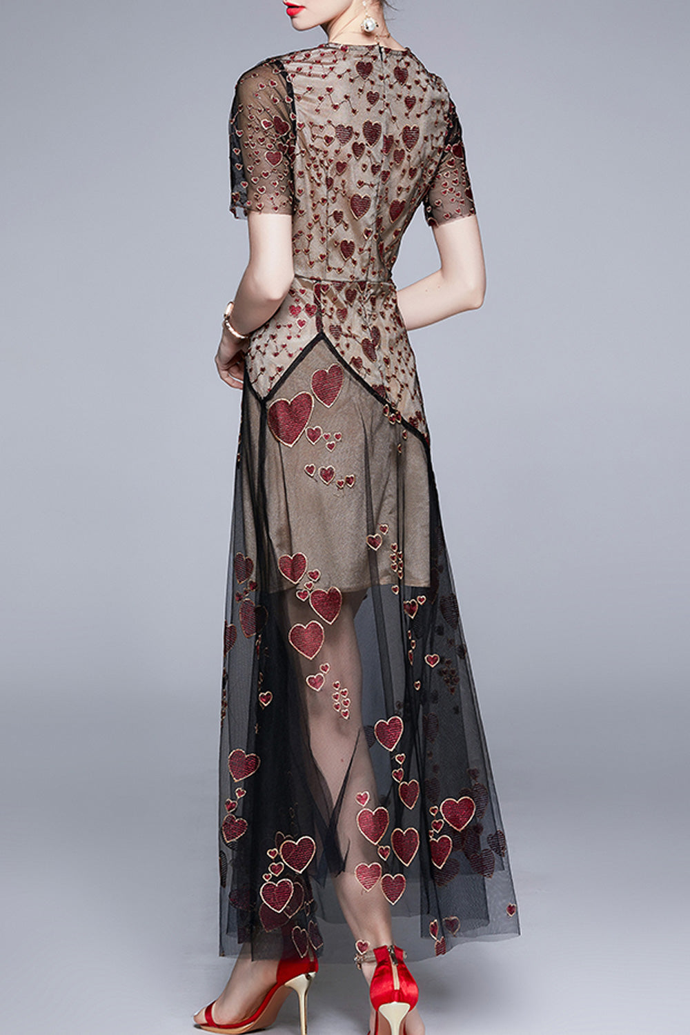 Women Round Neck Thin Mesh Skirt Heart Embroidery Beautiful Short Sleeve Dress