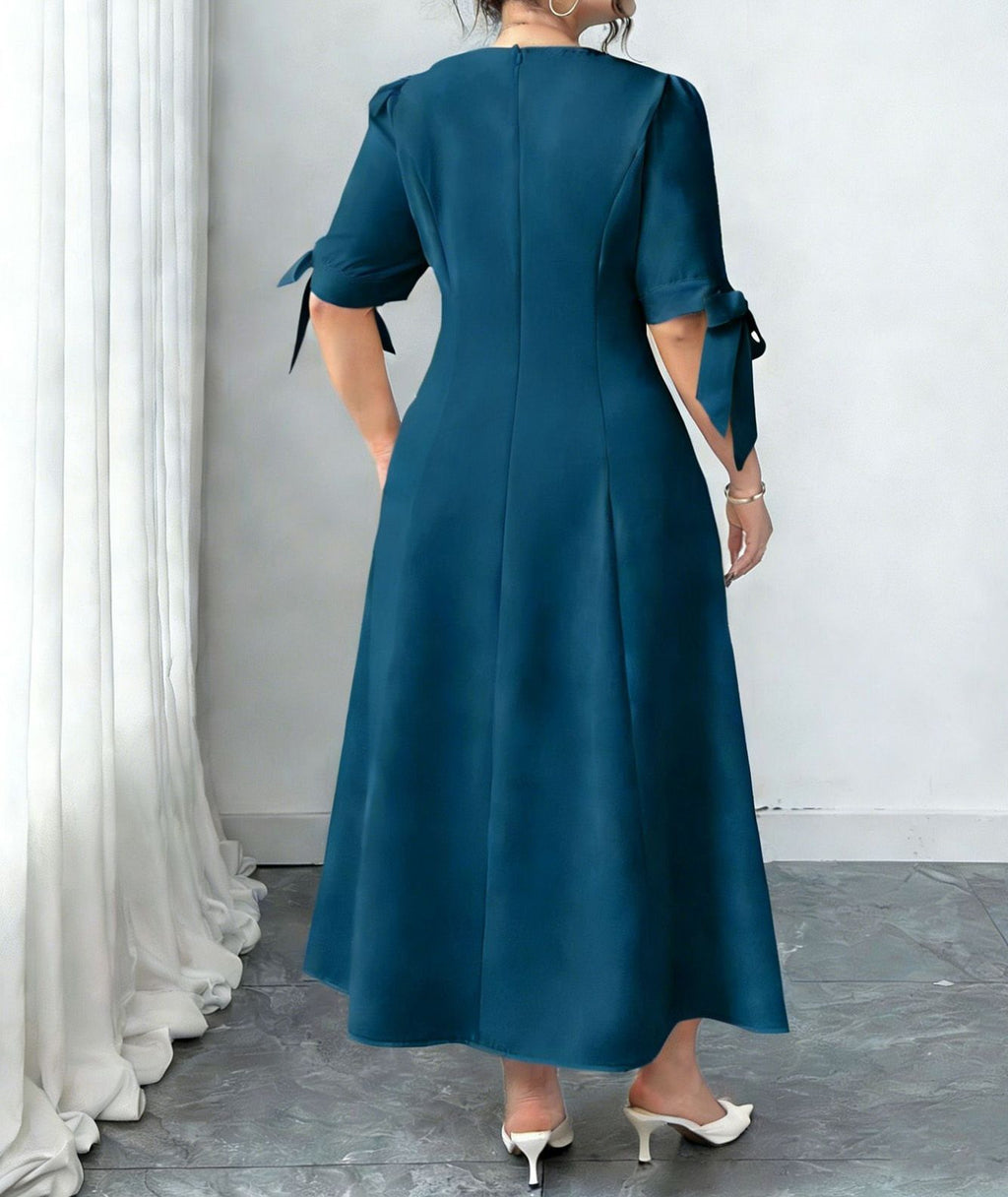Women's Plus Size Solid Color V-Neck Elegant Maxi Dress