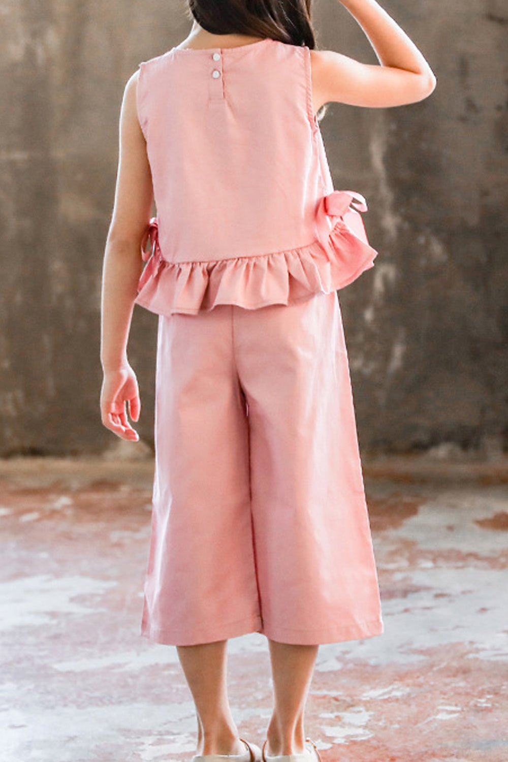 Kids Girls Sleeveless Style Solid Colored Ruffled Waist Lovely Outfit Set