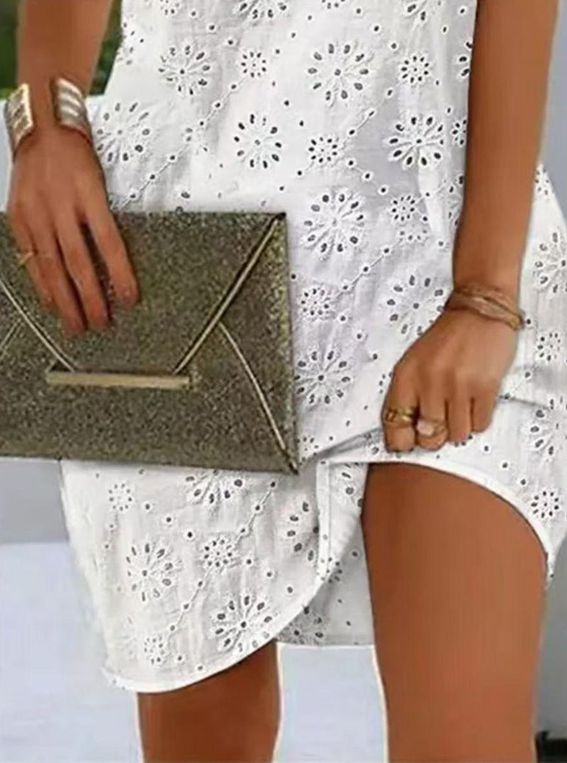 Women's V-Neck Sleeveless Lace Detail Strap Dress
