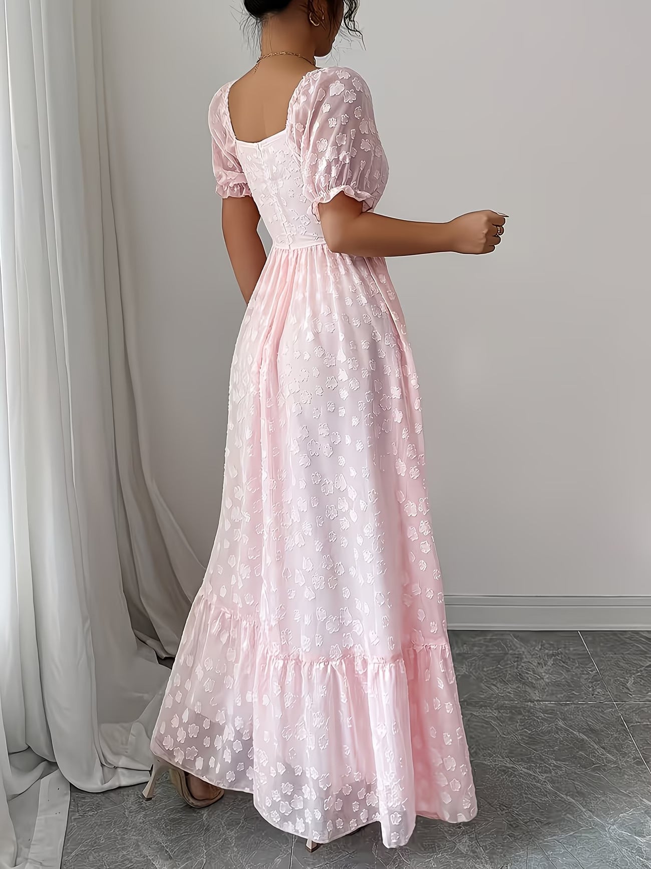 Plus-Size Women's French-Inspired Jacquard Dress with Puff Short Sleeves, Elegant Textured Midi Dress, Comfortable Everyday and