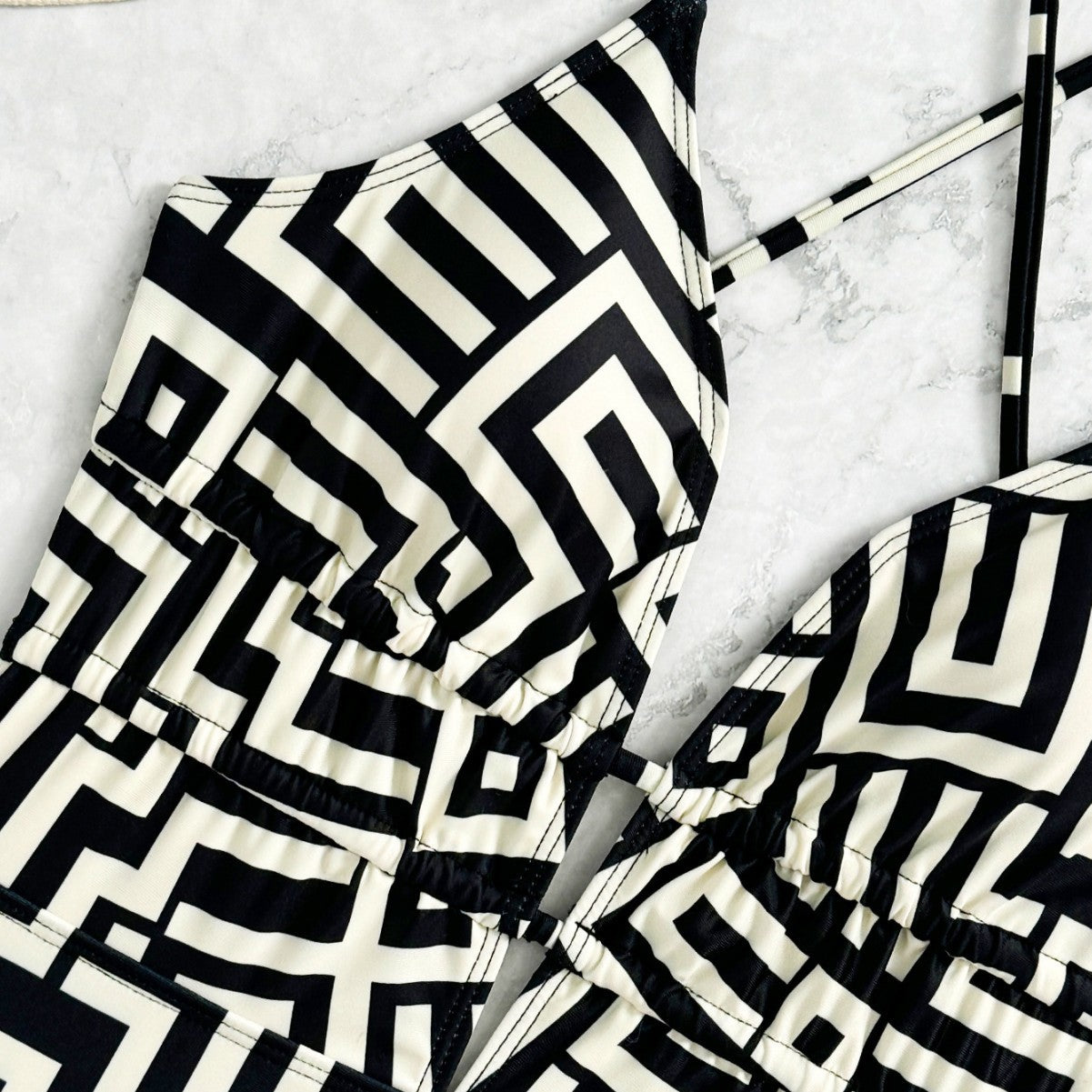 Backless Cross Strap Solid Color Slim Women's Bikini Swimwear