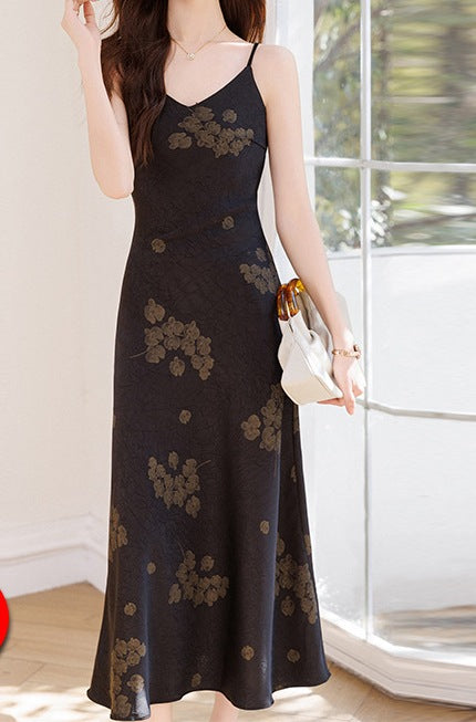 Women’s Summer Satin Sleeveless Slim-Fit Long Dress