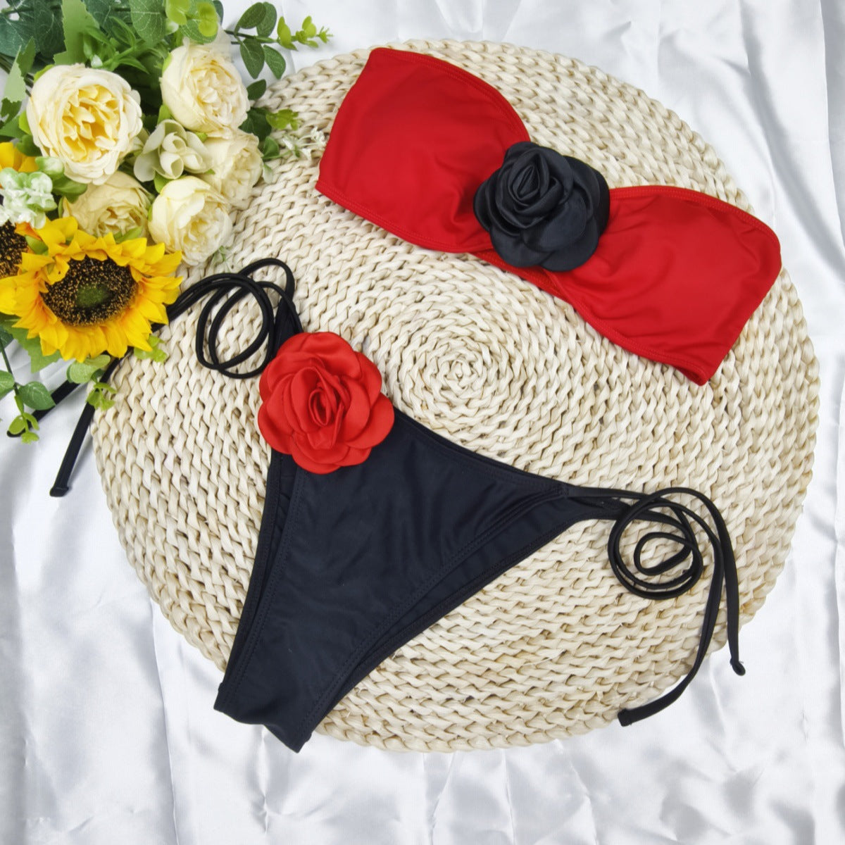3D Floral Strapless Two-Piece Bikini Swimsuit
