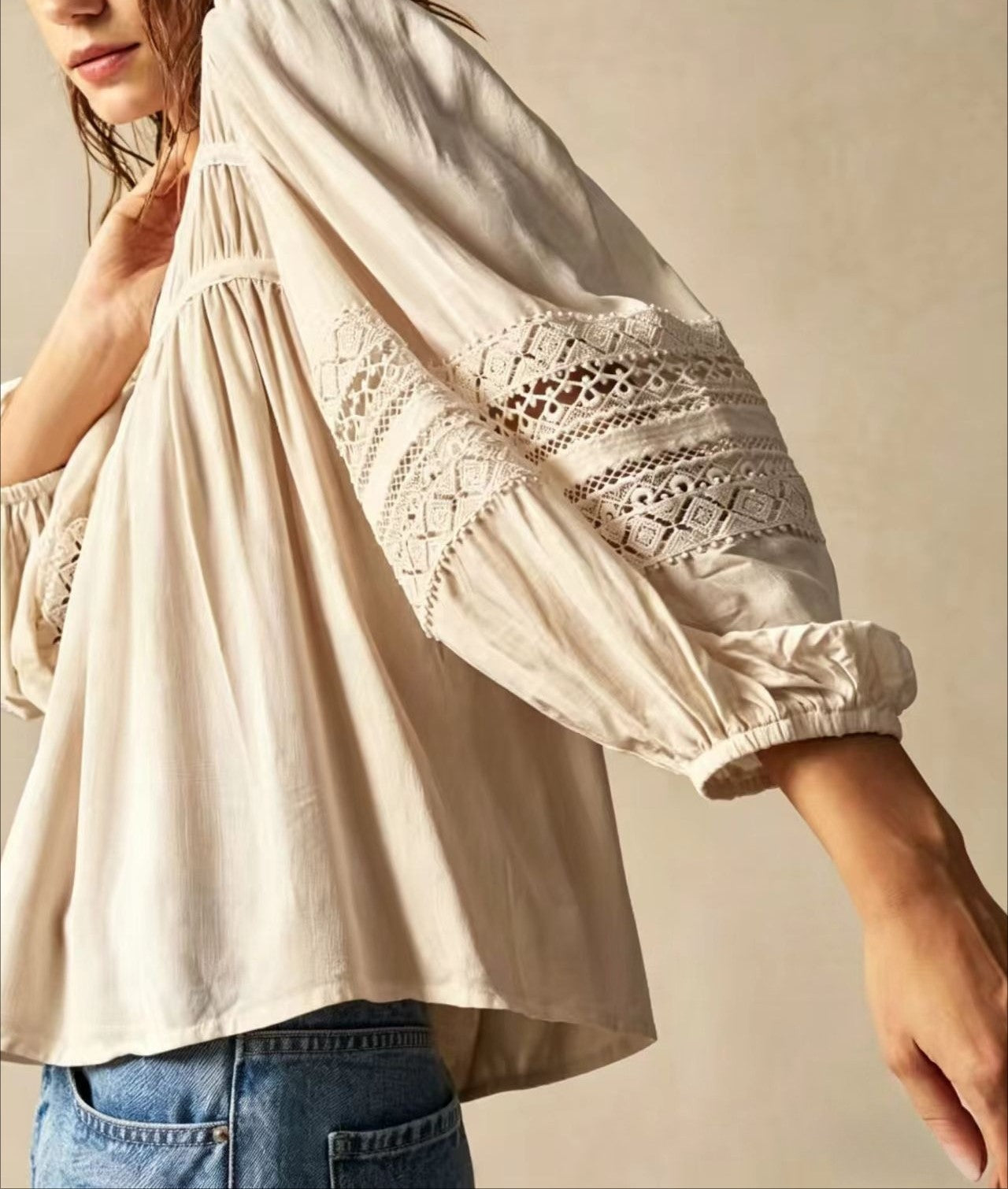Bohemian Style Casual Solid Color Woven Top for Women – Relaxed Fit Everyday Fashion Blouse