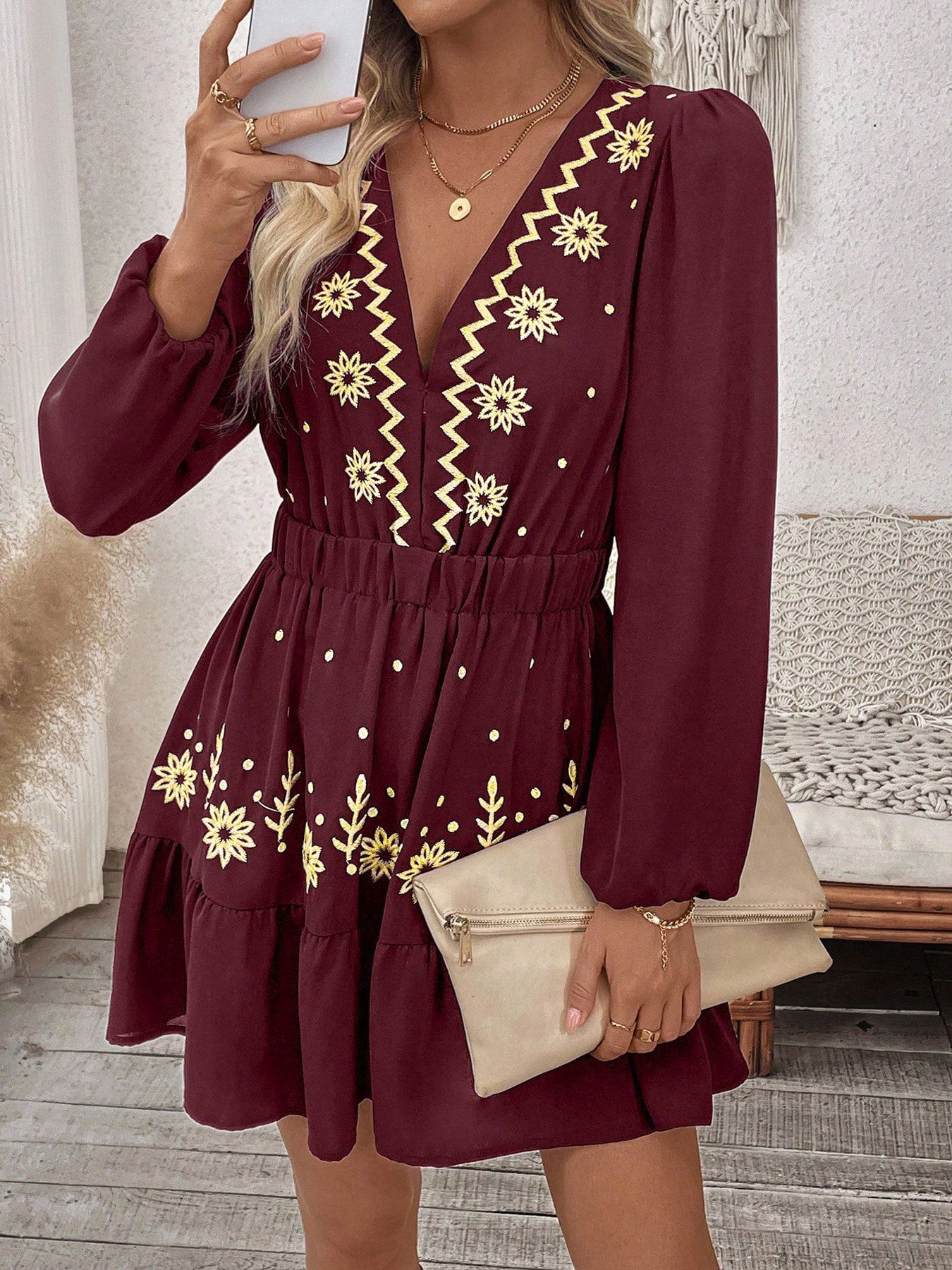 Women's V-Neck Printed Pleated Waist Dress – Long Sleeve Casual Fashion Midi Dress