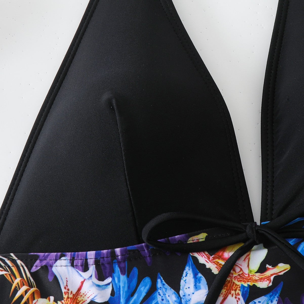Digital Print Neck Drawstring Bikini Set with High Waist Boxer Bottom for Women