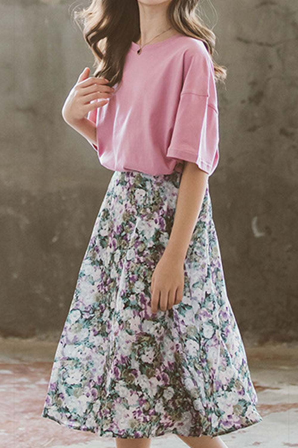 Kids Girls Amazing Two Piece Printed Skirt Short Sleeve Solid Colored Outfit Set