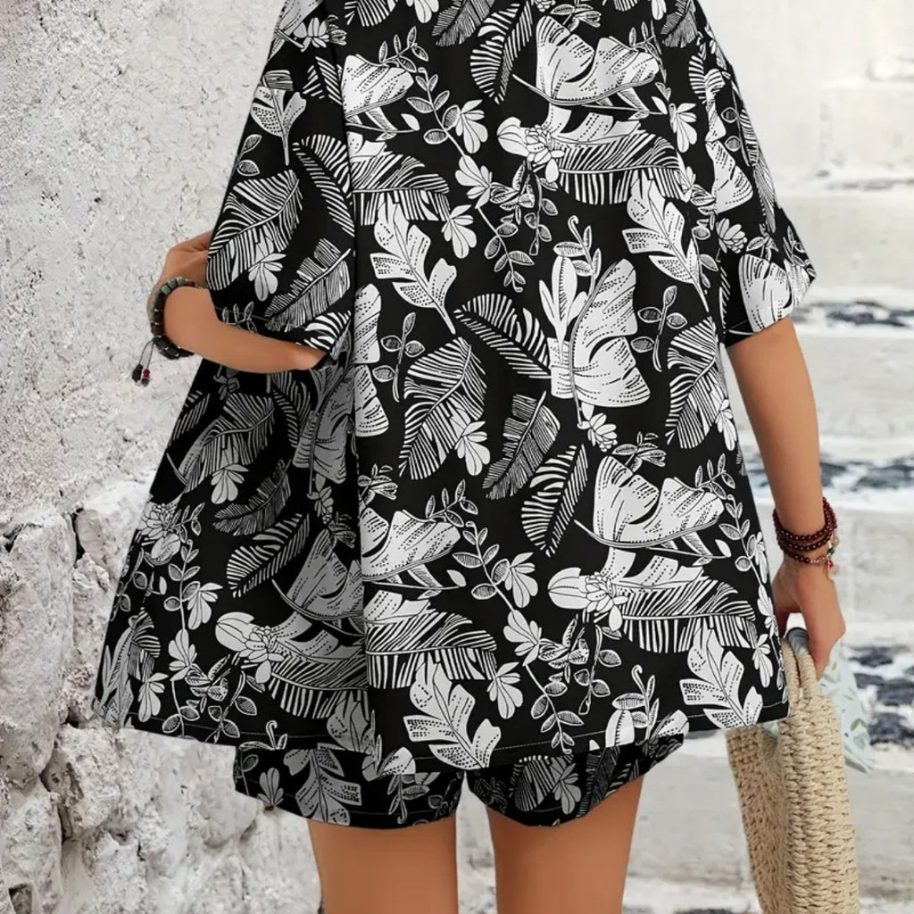 Women's 2-Piece Printed Lapel Short Sleeve Button-Up Shirt & Casual Shorts Set