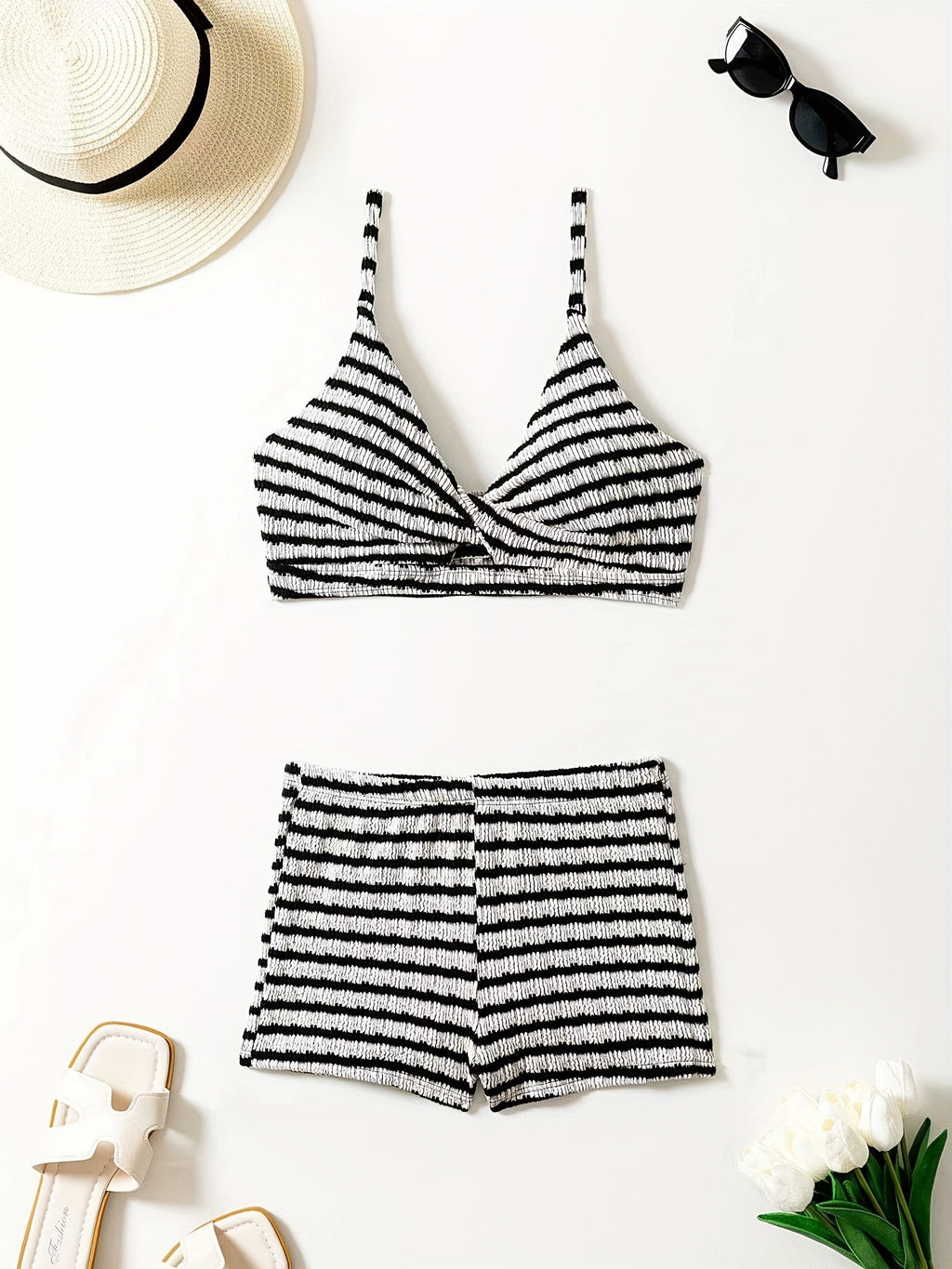 Striped Neck Strap Bikini with Lace-Up Spring Split Design