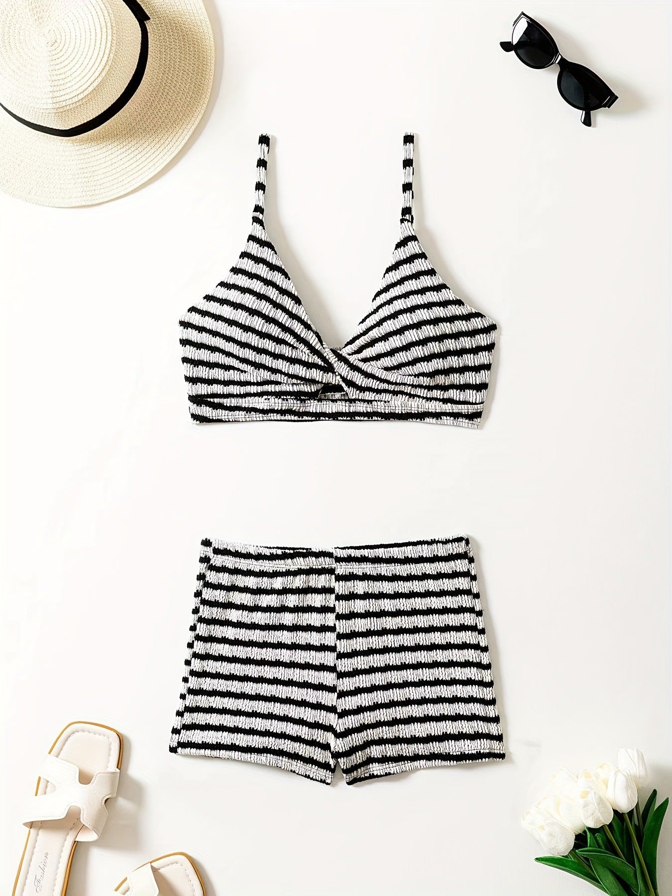 Striped Neck Strap Bikini with Lace-Up Spring Split Design