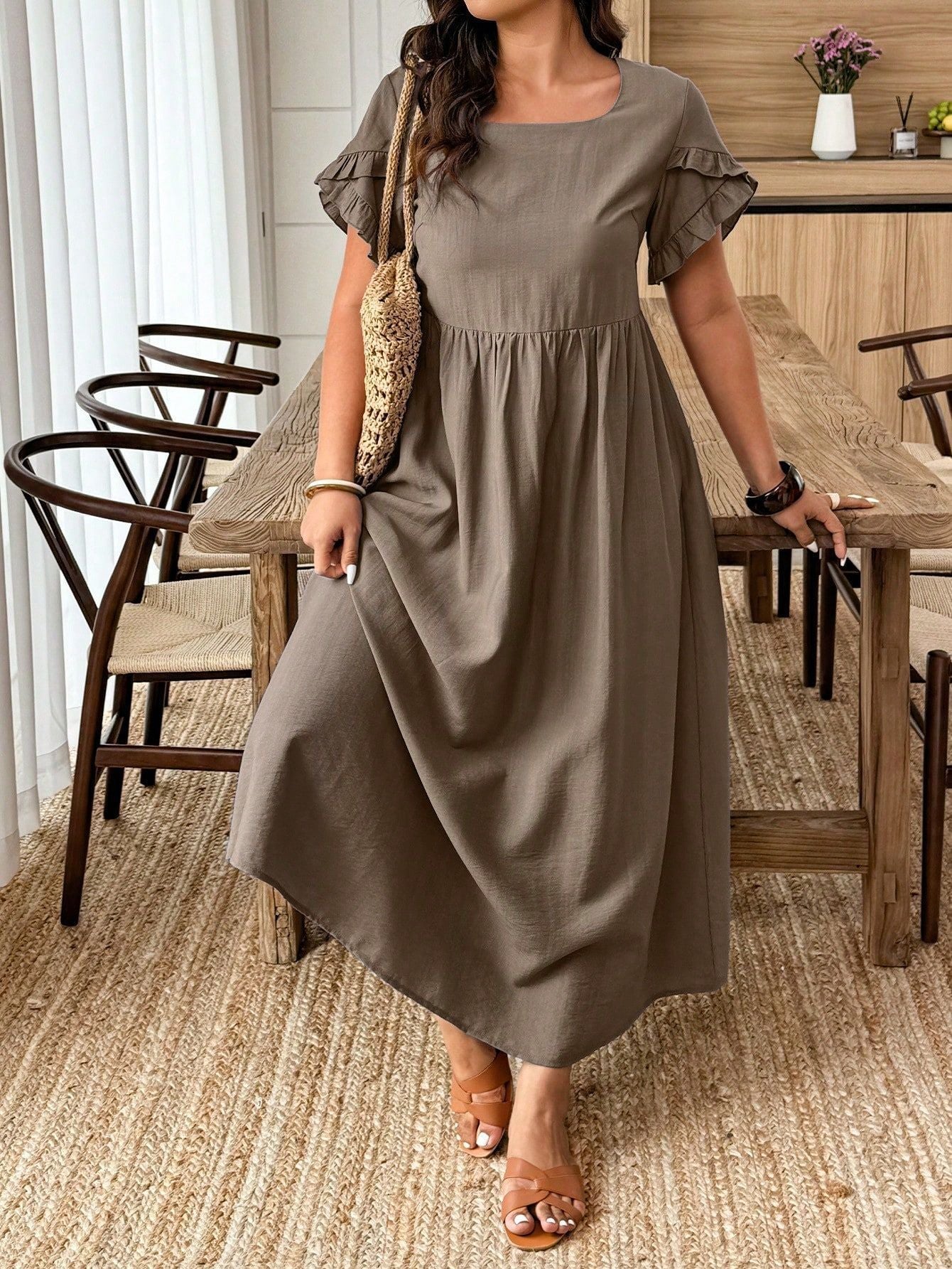 Summer Women's Short-Sleeved Plus-Size Casual Midi Dress with Relaxed Fit