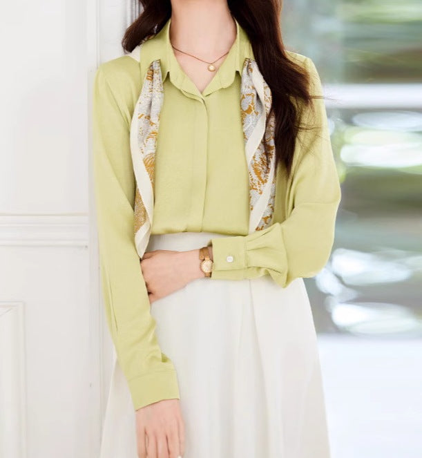 Women's Polo Collar Long-Sleeved Shirt - Classic Lightweight Summer Top