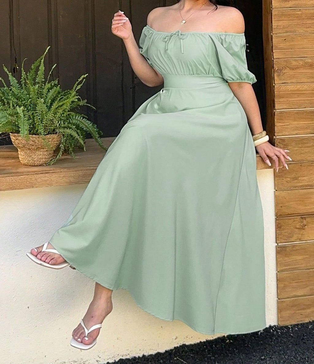 Women's Plus Size Square-Neck Solid Color Waist Dress