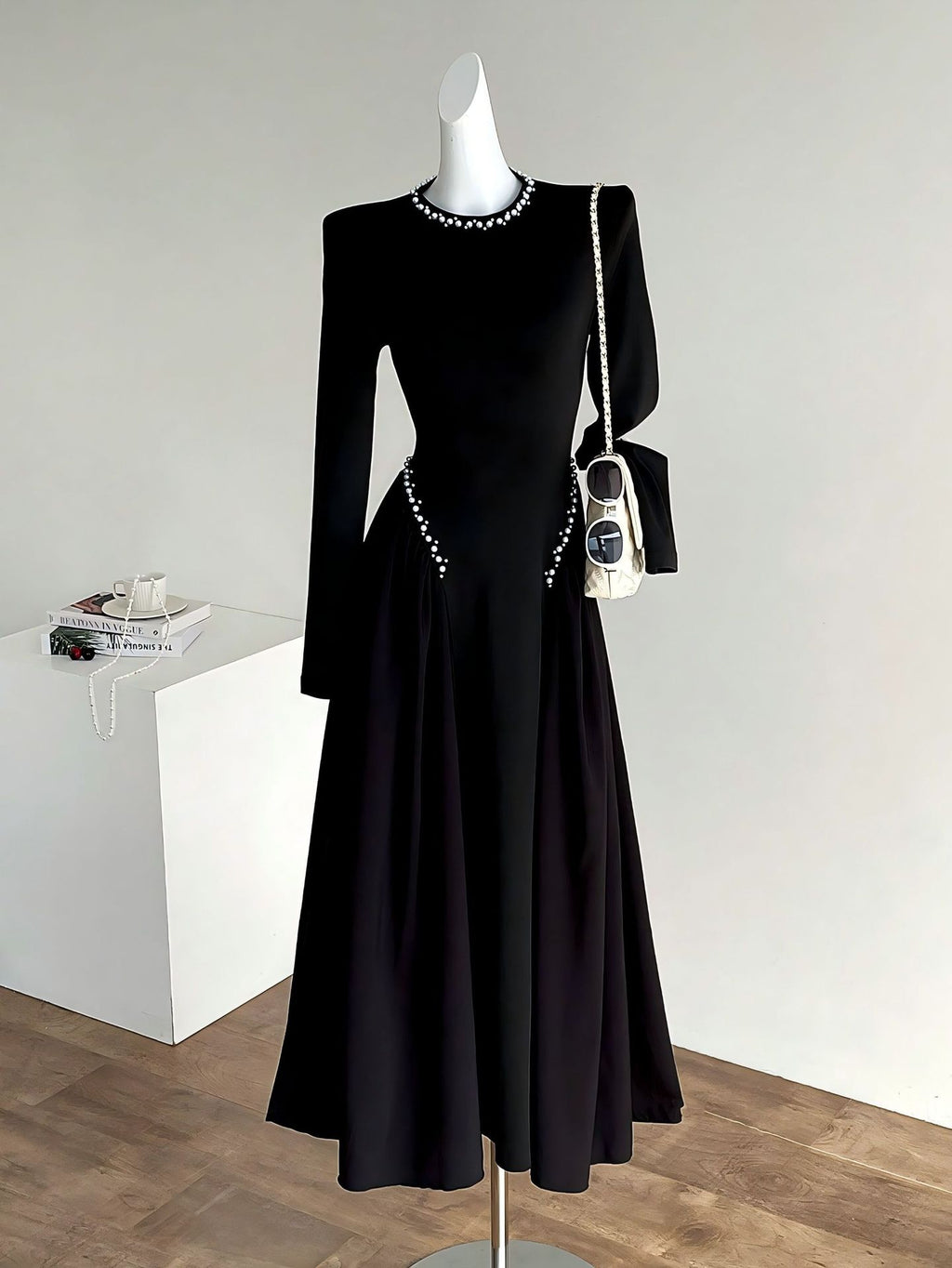 Women's Elegant Hepburn Style Beaded Waist-Cinching Midi Dress – Classic Slim Fit Short Sleeve Party, Wedding Guest & Evening Dr