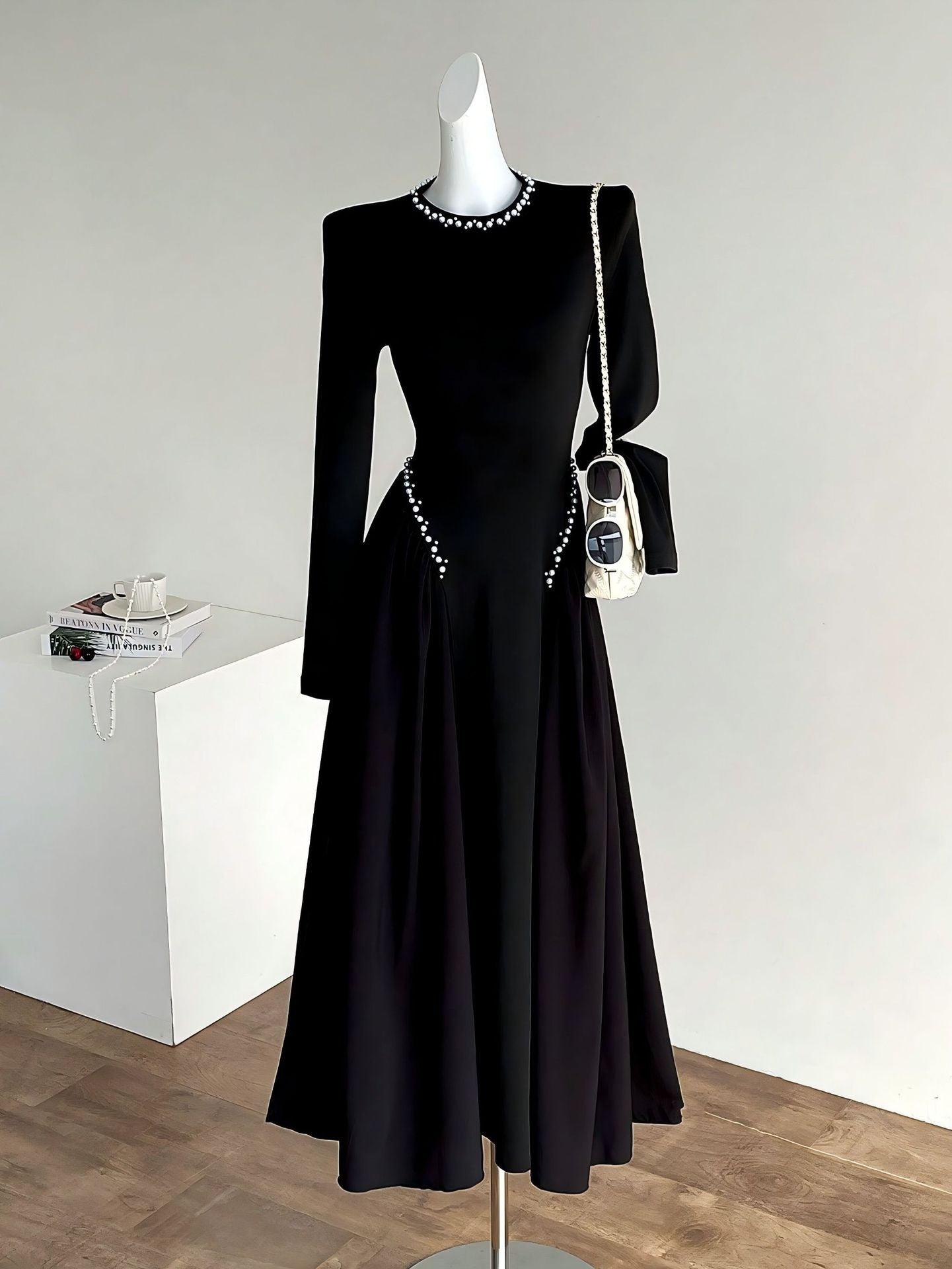 Women's Elegant Hepburn Style Beaded Waist-Cinching Midi Dress – Classic Slim Fit Short Sleeve Party, Wedding Guest & Evening Dr