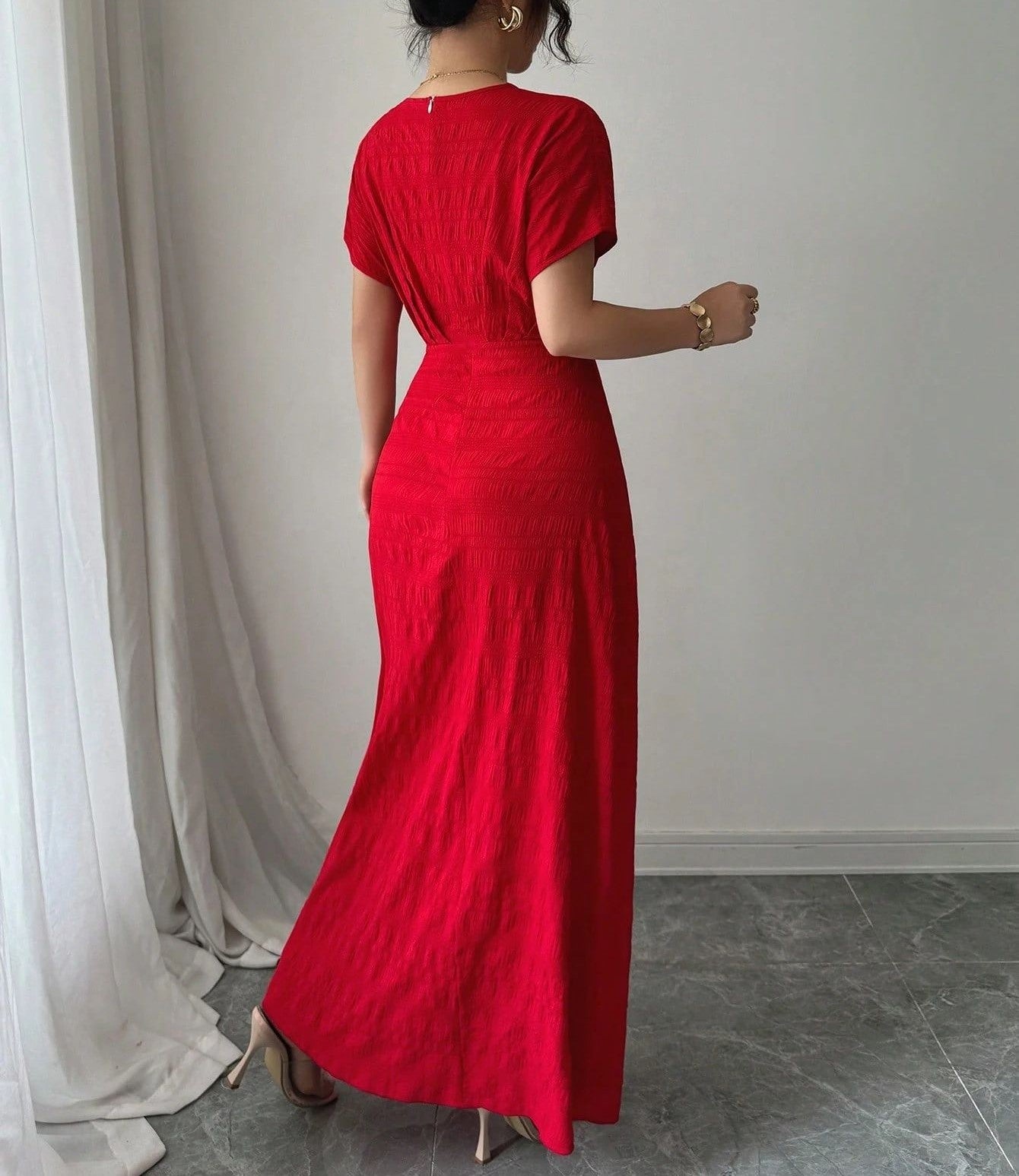 Women's Red V-Neck Pleated Long Dress – Elegant Slim Fit Maxi Dress for Party, Wedding, Evening, Holiday & Special Occasions