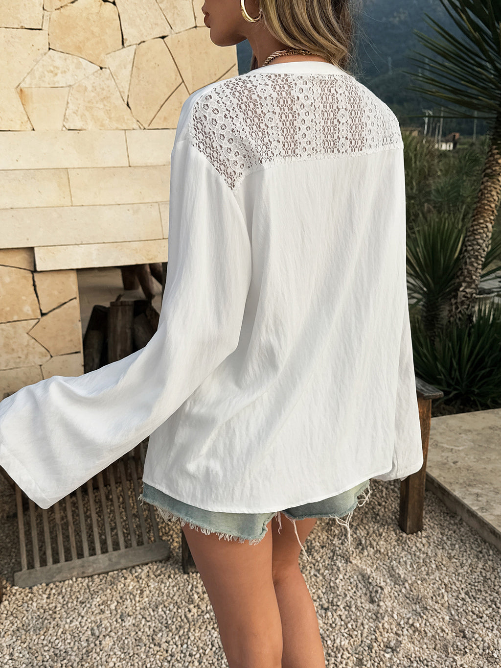 Women’s Summer Solid Color Button-Down Stand Collar Shirt Top with Functional Pocket – Lightweight Casual Everyday Wear Blouse