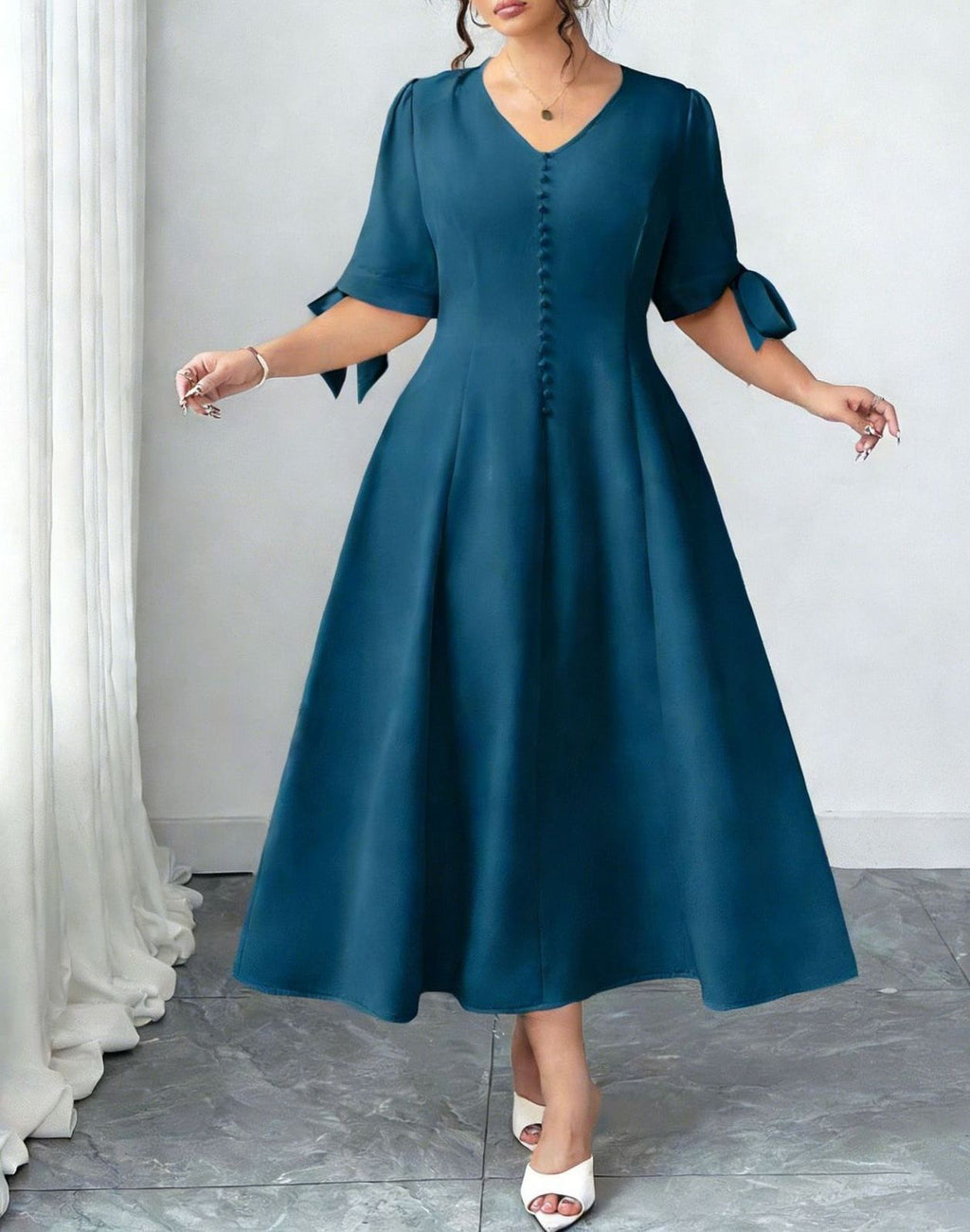 Women's Plus Size Solid Color V-Neck Elegant Maxi Dress