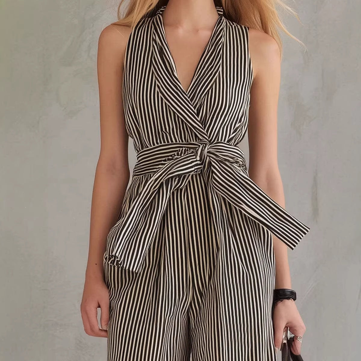 Women's Sleeveless Shirt and High-Waisted Wide-Leg Printed Stripe Pants Two-Piece Outfit Set