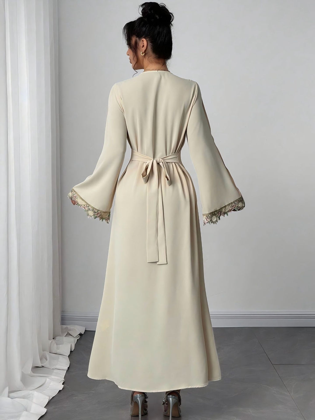 Women's Elegant Lace Long Robe Dress Loose Fit Fashion Maxi Dress for Casual Party Vacation Wear
