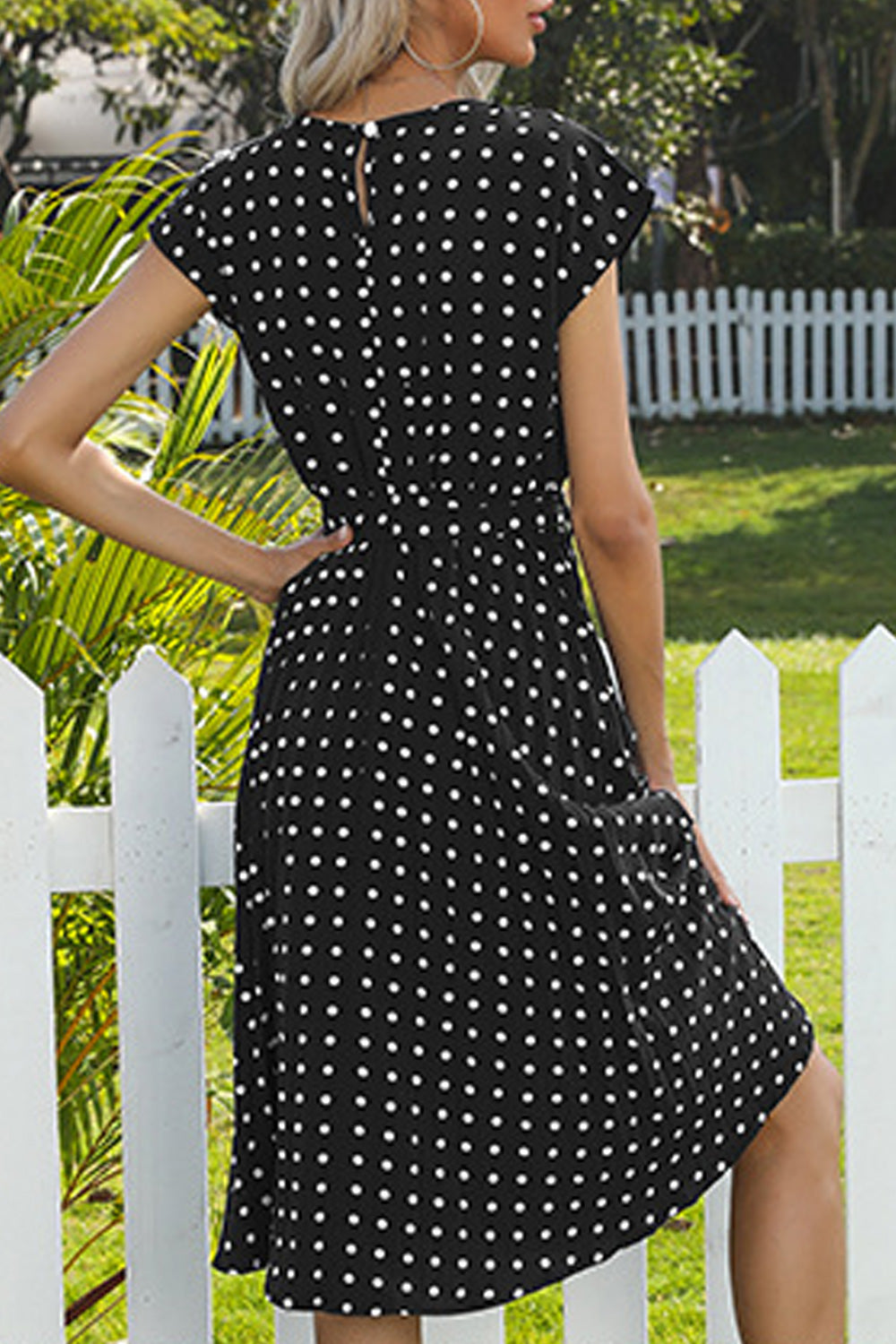Women Mid Length Lightweight Polka Dotted Beautiful Summer Round Neck Convenient Sleeveless Dress