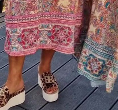 Women’s Printed V-Neck Short Sleeve Dress