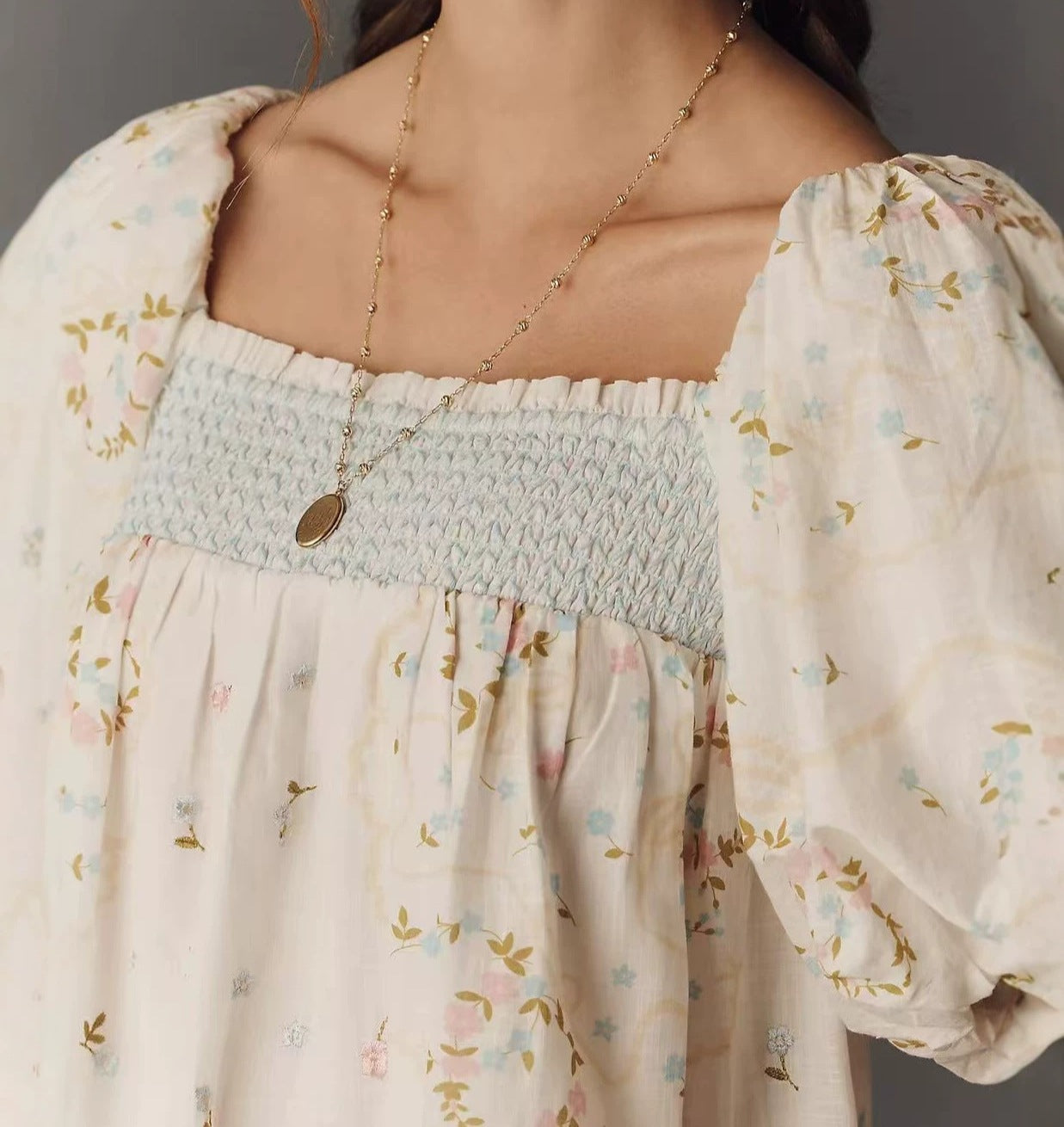 Women's Summer Lace-Trimmed Printed Puff Sleeve Dress with Low Neckline