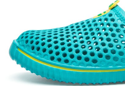 Explosions Summer Couple Cave Shoes - Ultra-Light Breathable Mesh Beach Sandals