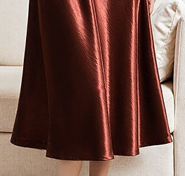 Women’s Summer Satin Sleeveless Slim-Fit Long Dress
